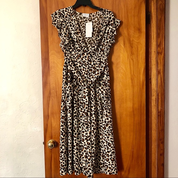 NWT ✨ Cheetah Mid-Length Dress - Picture 1 of 6